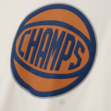 海外取寄 フィアーオブゴッド エッセンシャルズ Tシャツ ニューヨーク ニックス 2026 NBA FINALS CHAMPIONS MERCH T-SHIRT CREAM