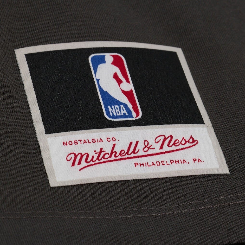 53年振りNBAファイナル優勝 海外取寄 ミッチェル＆ネス Tシャツ ニューヨーク ニックス 2026 NBA FINALS CHAMPIONS T-SHIRT BLACK