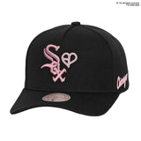 ミッチェル&ネス×ブラックピンク 海外取寄 シカゴ ホワイトソックス PRO CROWN SNAPBACK CAP BLACK