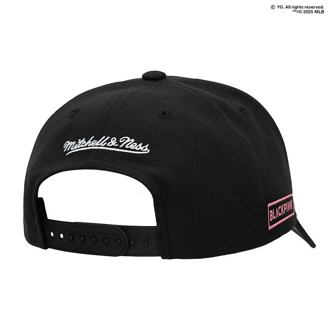 ミッチェル&ネス×ブラックピンク 海外取寄 シカゴ ホワイトソックス PRO CROWN SNAPBACK CAP BLACK