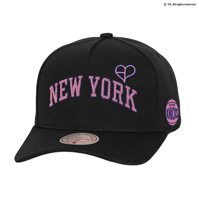 ミッチェル&ネス×ブラックピンク 海外取寄 ニューヨーク ニックス PRO CROWN SNAPBACK CAP BLACK
