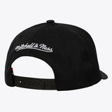 海外取寄 ミッチェル＆ネス ニューヨーク ニックス スナップバックキャップ THREE-TIME NBA FINALS CHAMPIONS TROPHY STRETCH SNAPBACK CAP BLACK