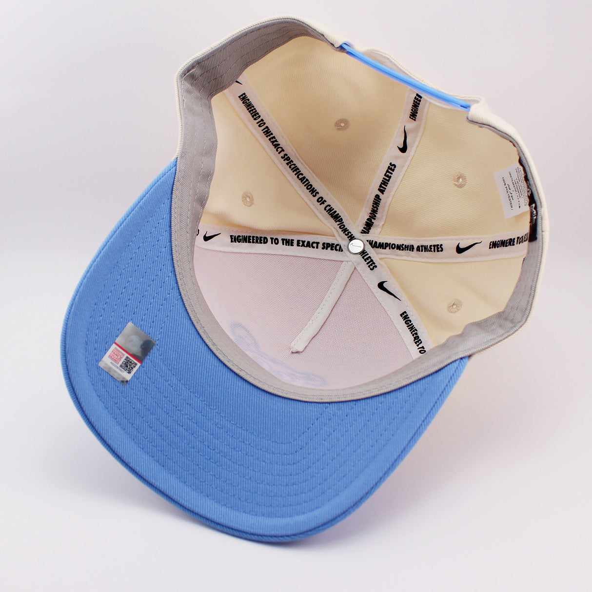 ナイキ キャップ ノースカロライナ ターヒルズ NCAA RISE CAP ADJUSTABLE SNAPBACK CREAM