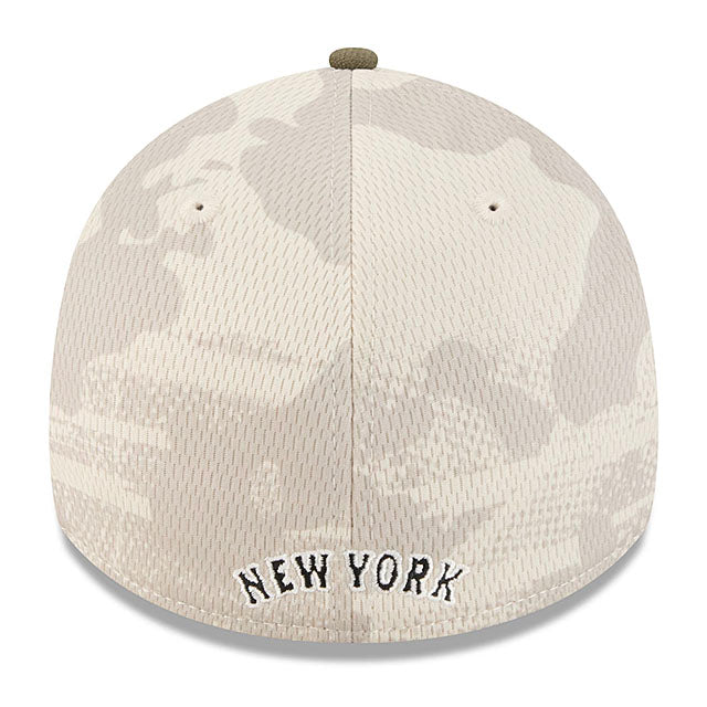 ニューエラ キャップ 39THIRTY ニューヨーク メッツ 2025 MLB ARMED FORCES FLEX FIT LT BEIGE