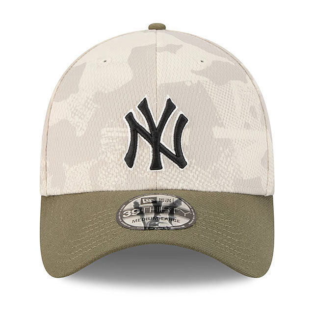 ニューエラ キャップ 39THIRTY ニューヨーク ヤンキース 2025 MLB ARMED FORCES FLEX FIT LT BEIGE