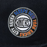 海外取寄 ニューエラ キャップ 59FIFTY ニューヨーク ニックス CITY NEVER SLEEPS PATCH SCRIPT FITTED CAP NAVY