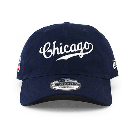 ニューエラ キャップ 9TWENTY アリス & ワンダー シカゴ カブス MLB SCRIPT STRAPBACK CAP NAVY