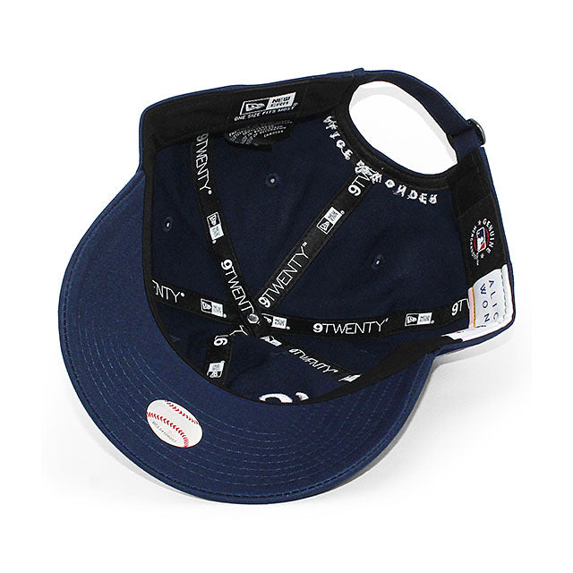 ニューエラ キャップ 9TWENTY アリス & ワンダー シカゴ カブス MLB SCRIPT STRAPBACK CAP NAVY