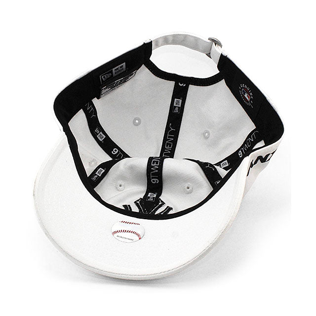 DKNYコラボ ニューエラ キャップ 9TWENTY ニューヨーク ヤンキース MLB CORE CLASSIC STRAPBACK CAP WHITE