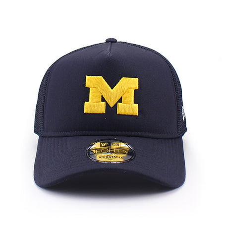 ニューエラ メッシュキャップ 9FORTY ミシガン ウォルバリンズ NCAA A-FRAME TRUCKER MESH CAP NAVY