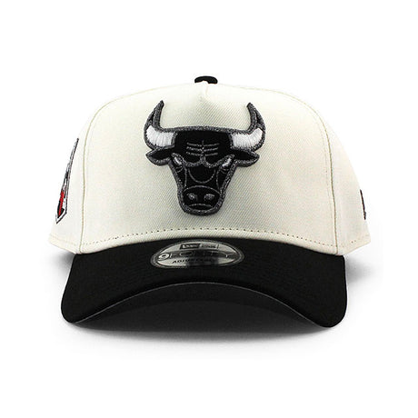 ニューエラ キャップ 9FORTY シカゴ ブルズ NBA 1966 INAUGURAL SEASON GREY BOTTOM A-FRAME SNAPBACK CAP CREAM