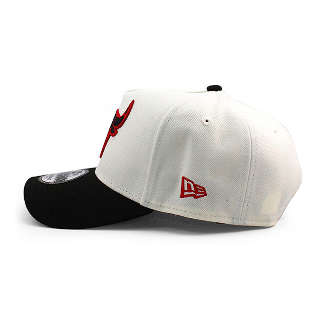 ニューエラ キャップ 9FORTY シカゴ ブルズ NBA 6X CHAMPIONS GREY BOTTOM A-FRAME SNAPBACK CAP CREAM