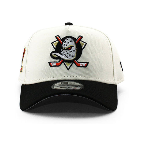 ニューエラ キャップ 9FORTY アナハイム ダックス NHL 30TH GREY BOTTOM A-FRAME SNAPBACK CAP CREAM