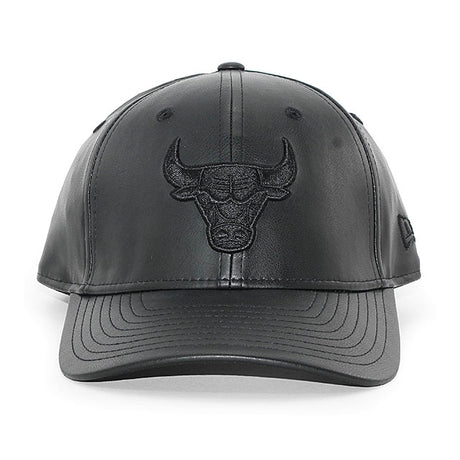 ニューエラ 9FORTY M-CROWN シカゴ ブルズ NBA PU LEATHER SNAPBACK CAP BLACKOUT