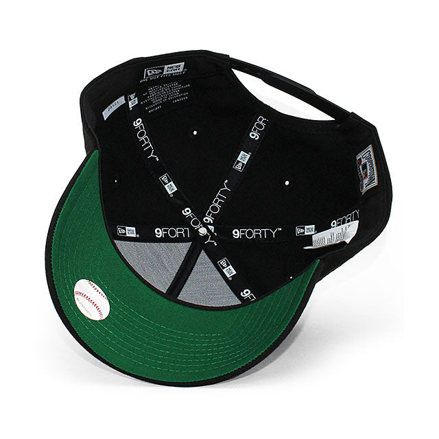 ニューエラ キャップ 9FORTY ニューヨーク ヤンキース MLB 1999 WORLD SERIES KELLY GREEN BOTTOM A-FRAME SNAPBACK CAP BLACKOUT