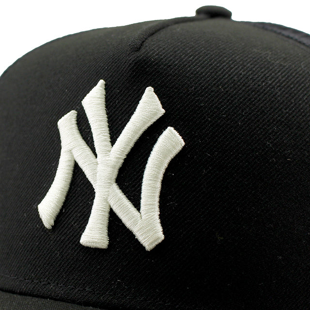 ニューエラ メッシュキャップ 9FORTY ニューヨーク ヤンキース MLB A-FRAME TRUCKER MESH CAP BLACK CHROME WHITE