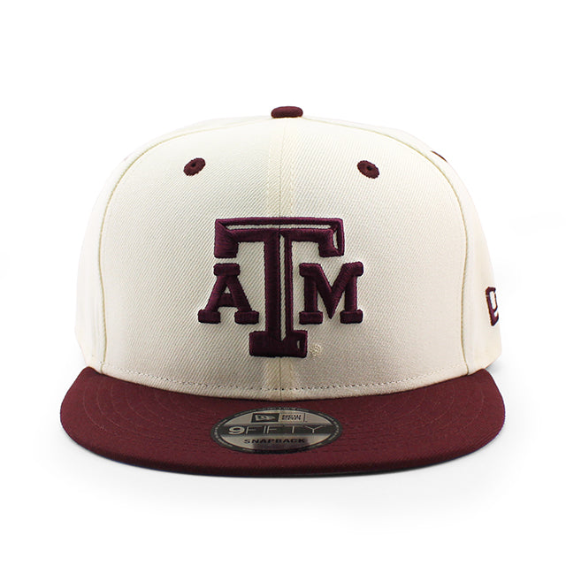 アディダスコラボ ニューエラ キャップ 9FIFTY テキサス A&M アギーズ NCAA ATM LOGO SNAPBACK CAP CHROME WHITE MAROON