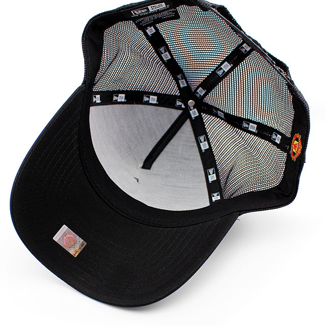 ニューエラ メッシュキャップ マンチェスター ユナイテッド FC PREMIER LEAGUE E-FRAME REFLECTIVE TRUCKER MESH CAP BLACK