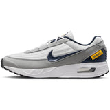 海外取寄 ナイキ ミシガン ウォルバリンズ NCAA NIKE AIR MAX VERSE