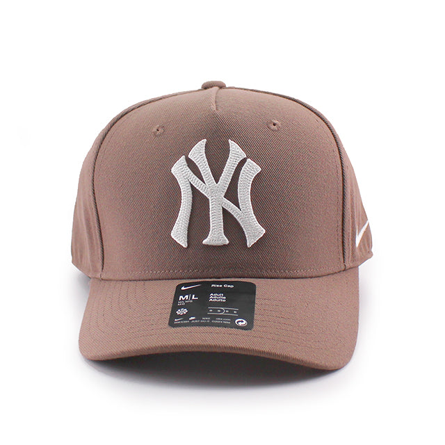 ナイキ キャップ ニューヨーク ヤンキース MLB RISE SNAPBACK CAP BROWN