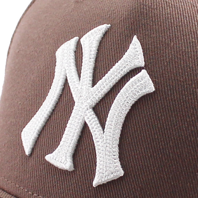 ナイキ キャップ ニューヨーク ヤンキース MLB RISE SNAPBACK CAP BROWN