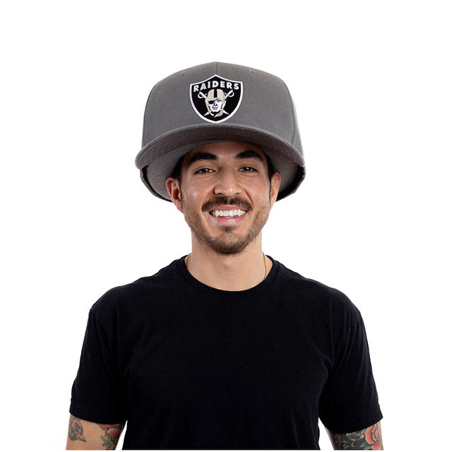 海外取寄 応援グッズ 特大帽子 ラスベガス レイダース NFL UNISEX OVERSIZED CAP GREY