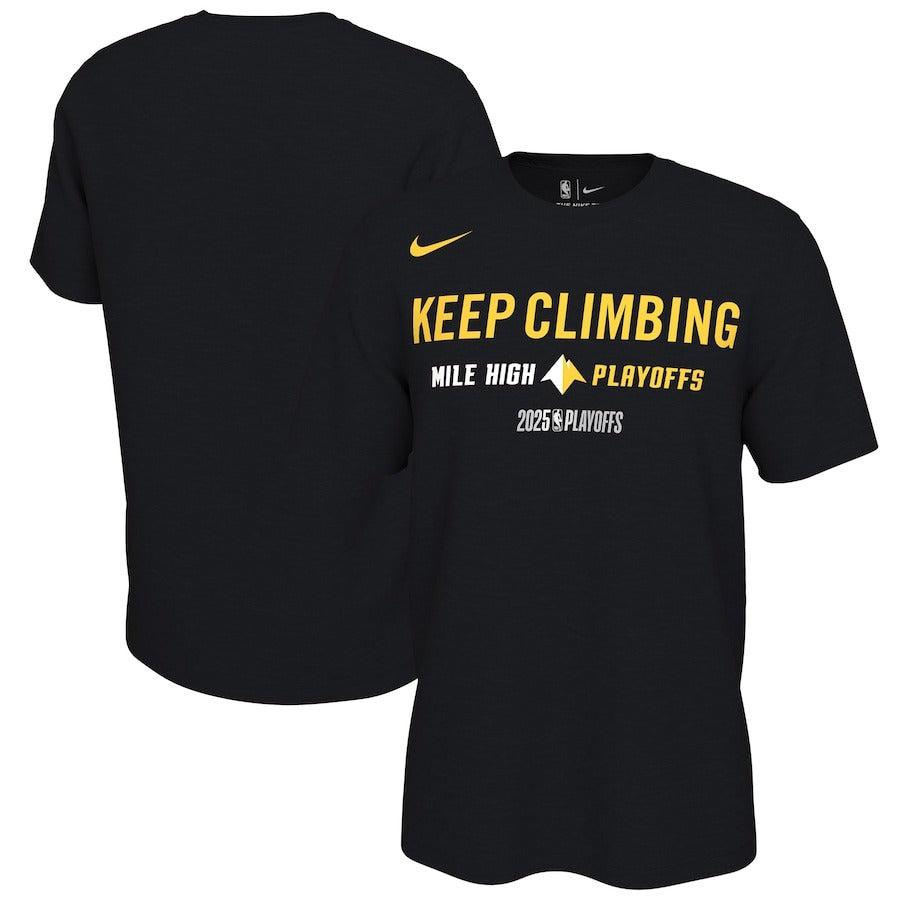 海外取寄 NIKE Tシャツ デンバー ナゲッツ 2025 NBA PLAYOFFS POST ON COURT MANTRA T-SHIRT BLACK