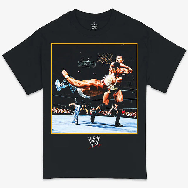 ザ ロック vs ハルク ホーガンモデル 海外取寄 RIPPLE JUNCTION Tシャツ WRESTLE MANIA X8 MOMENT GRAPHIC T-SHIRT