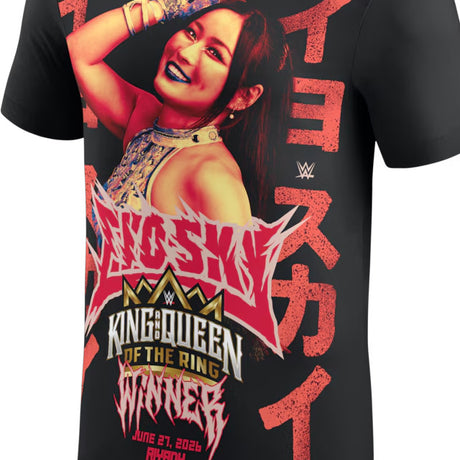 イヨ スカイモデル 海外取寄 WWE AUTHENTIC Tシャツ NIGHT OF CHAMPIONS 2026 QUEEN OF THE RING WINNER T-SHIRT BLACK