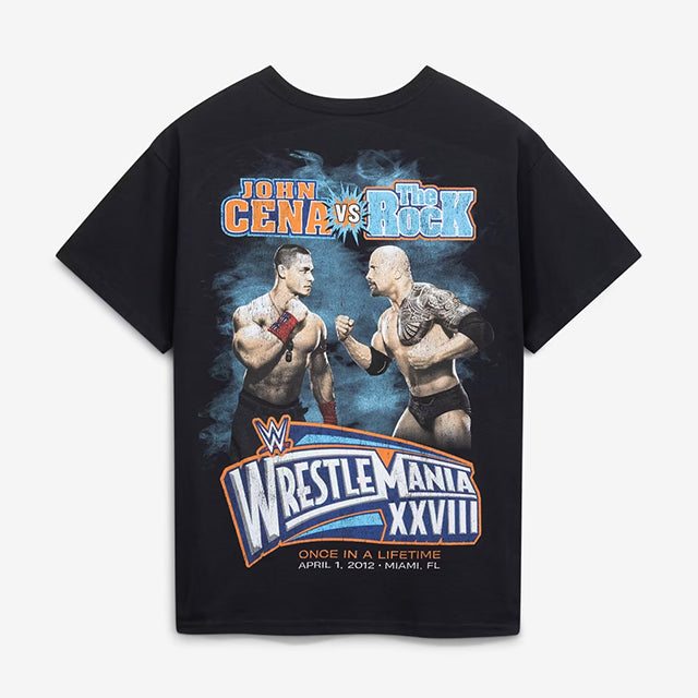 ザ ロック VS ジョン シナモデル 海外取寄 Tシャツ GOODIE TWO SLEEVES WRESTLEMANIA XXVIII GRAPHIC T-SHIRT BLACK